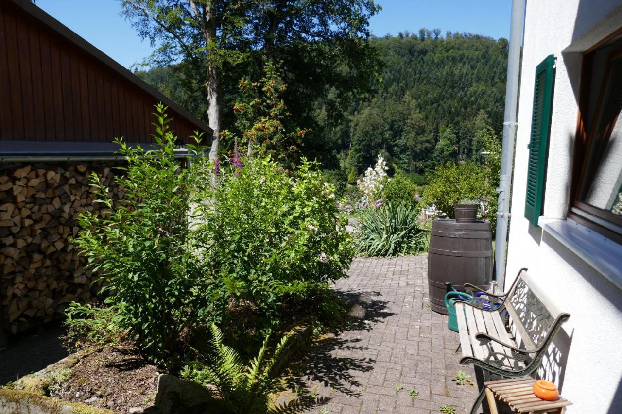 Ferienwohnung Am Wald Bad Herrenalb Buitenkant foto